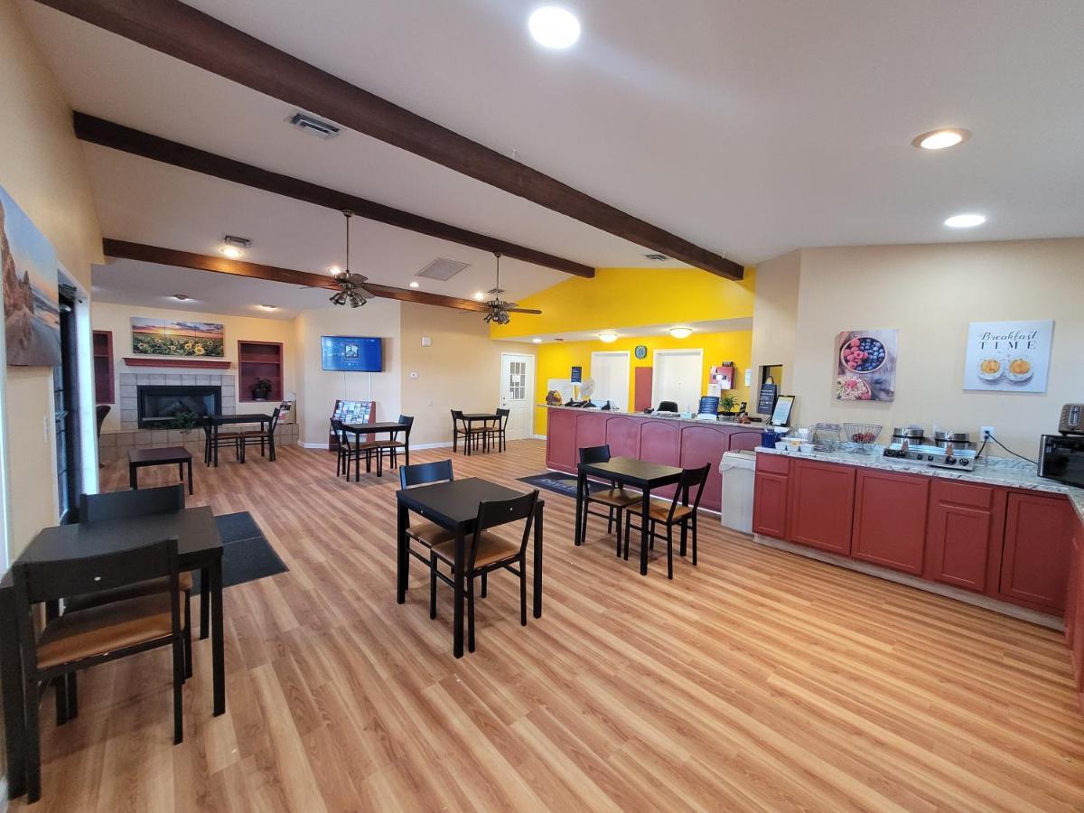 Days Inn By Wyndham Willcox Extérieur photo